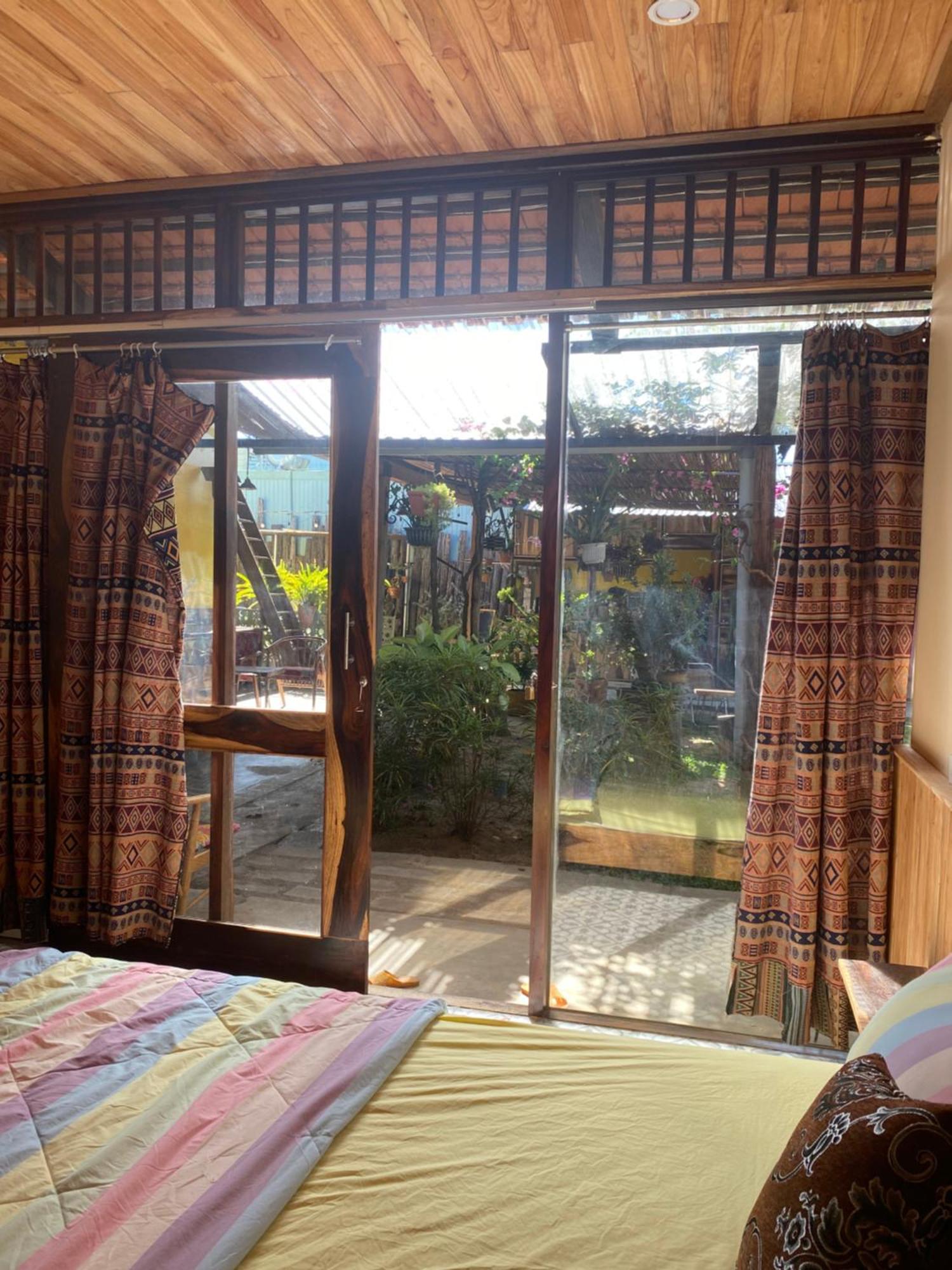 Nha Cua Nep Villa Plei Brel ภายนอก รูปภาพ